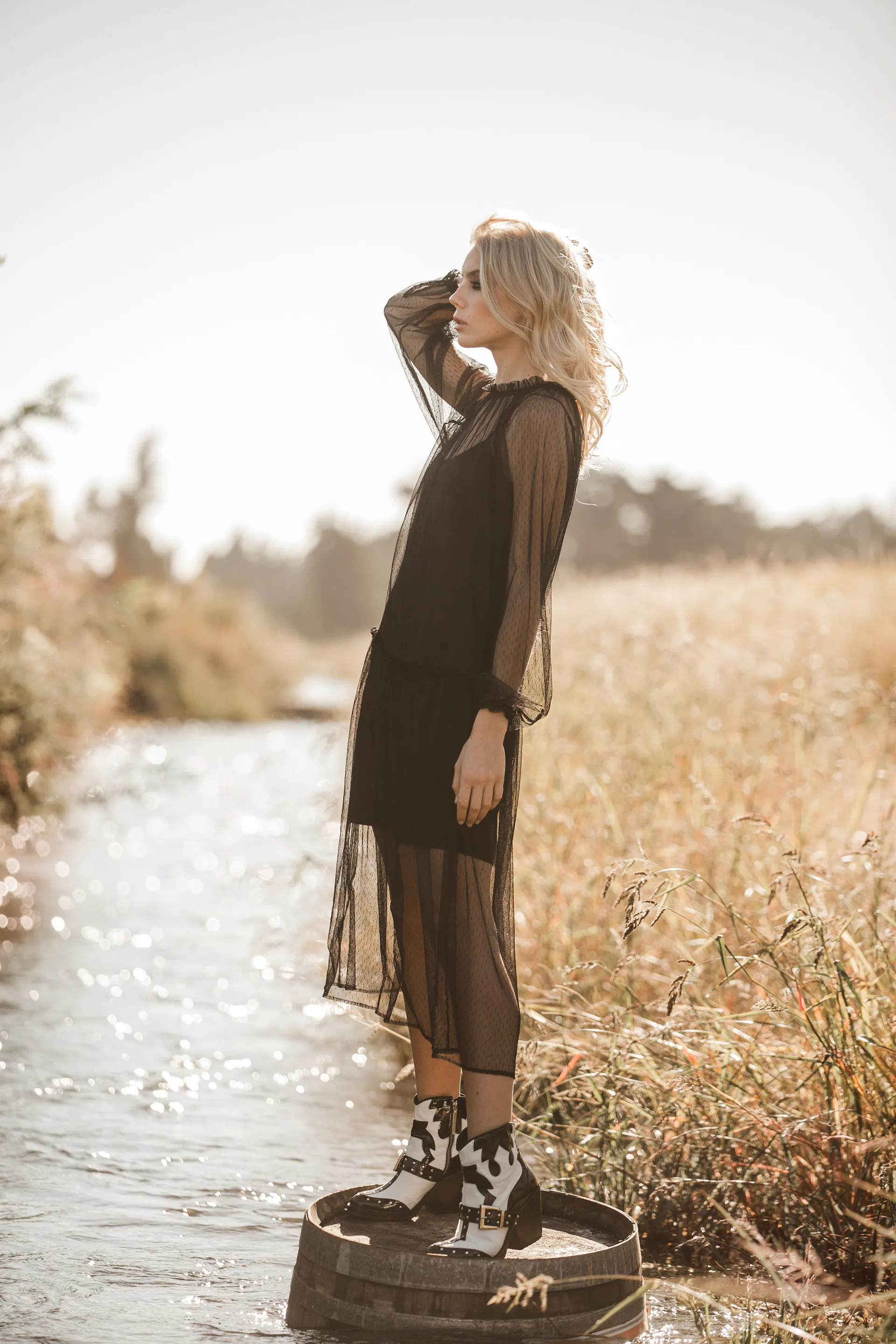 Javiera Poch · Sesión editorial — imagen 5